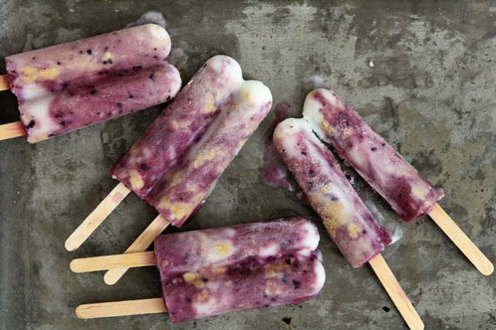 Blueberry-Cabarnet-Cheesecake-Popsicle_Bakers-Royale1